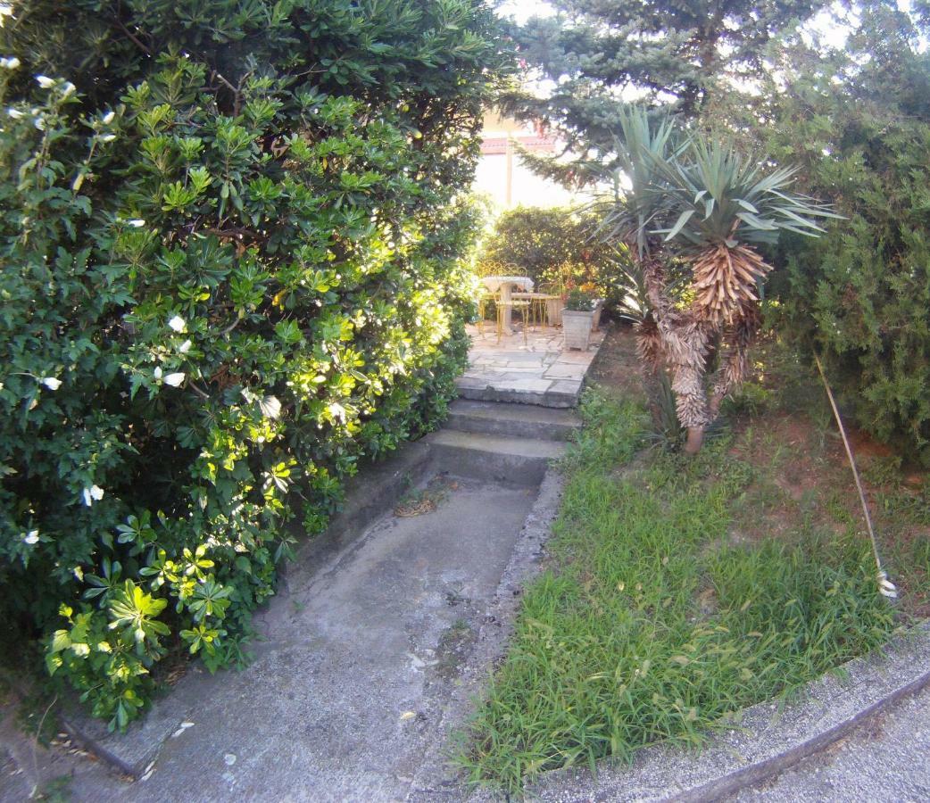 Salona Suite Buitenkant foto