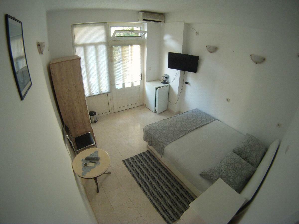 Salona Suite Buitenkant foto