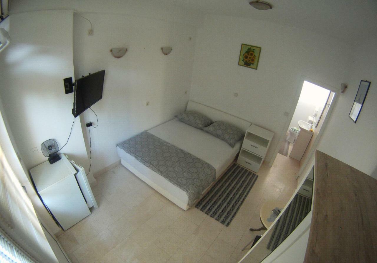Salona Suite Buitenkant foto